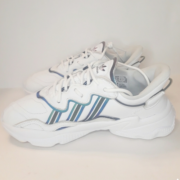 Adidas Ozweego.   Size 6.5 - Picture 5 of 8